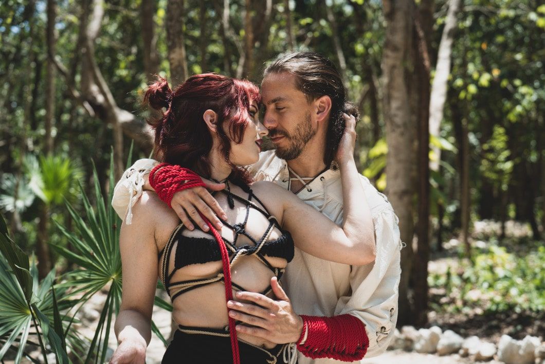 Couple shibari portrait