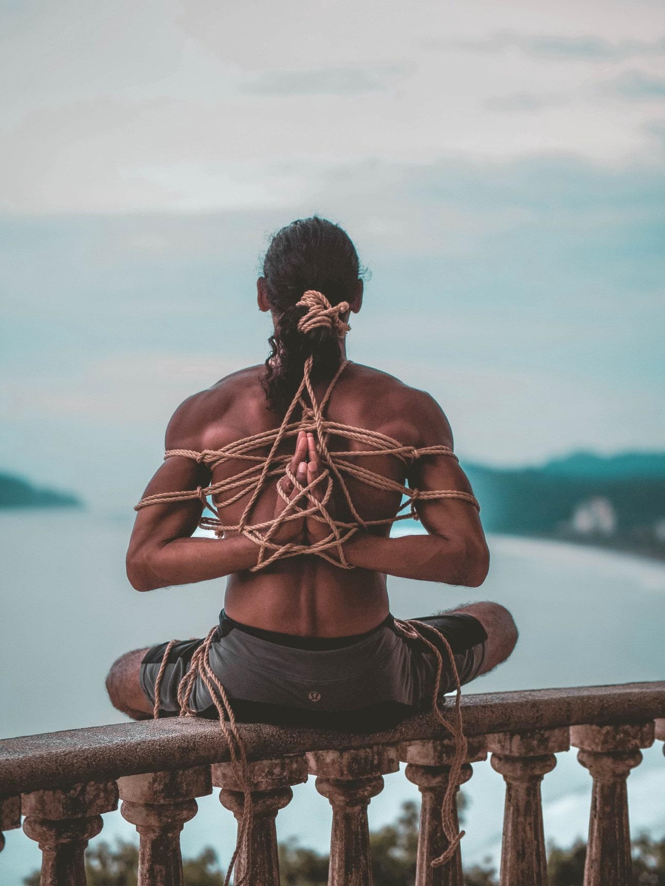 Gentlemen shibari portrait