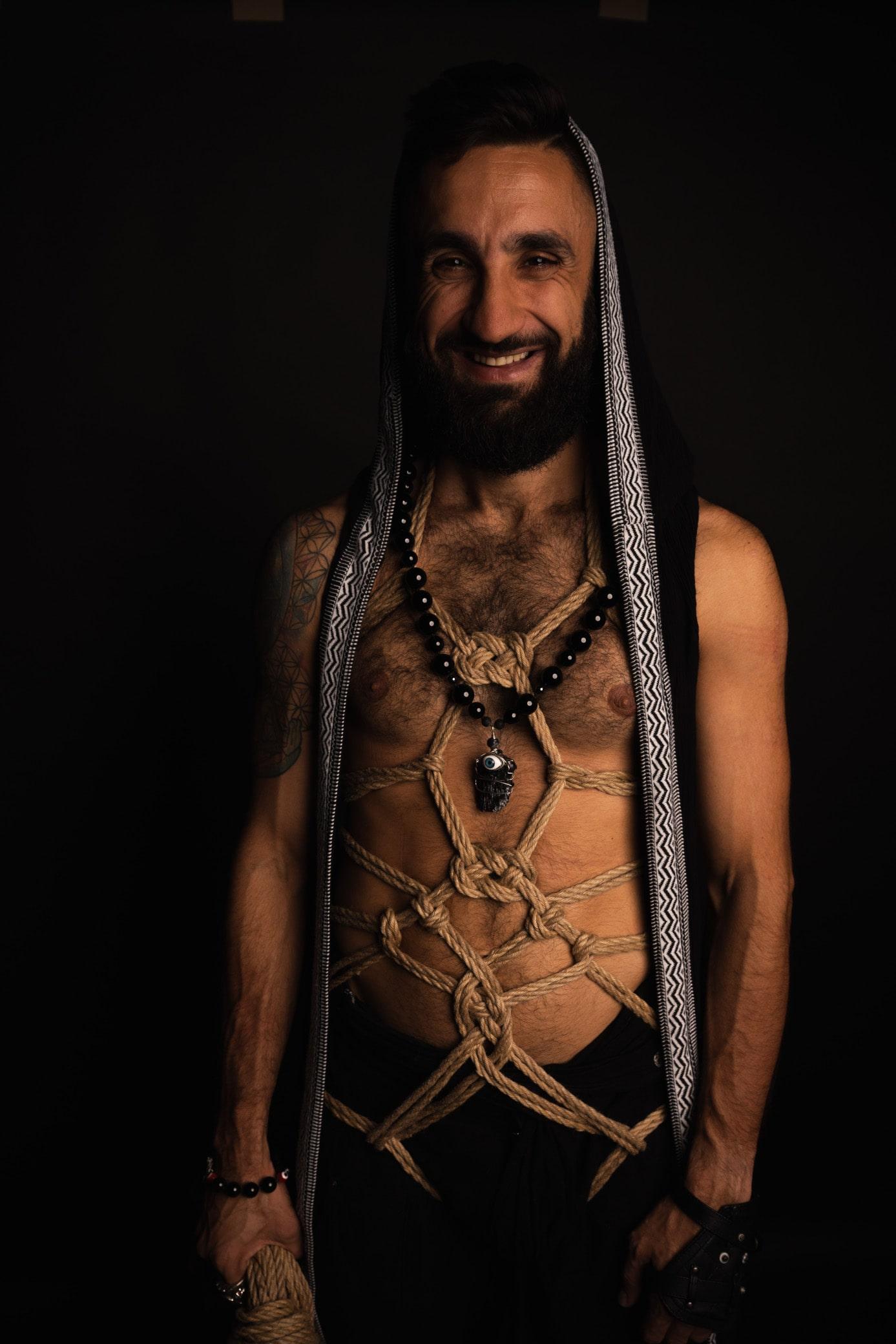 Gentlemen shibari portrait
