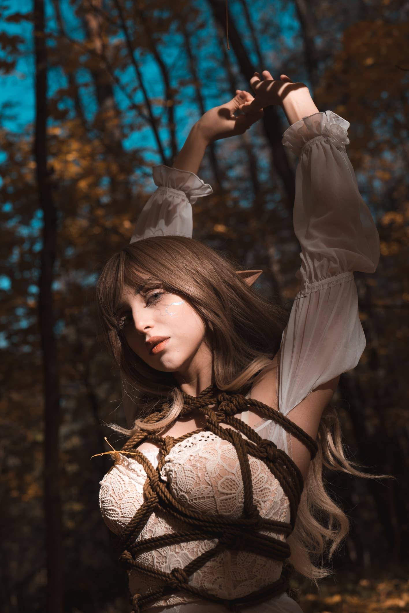 Natural shibari portrait